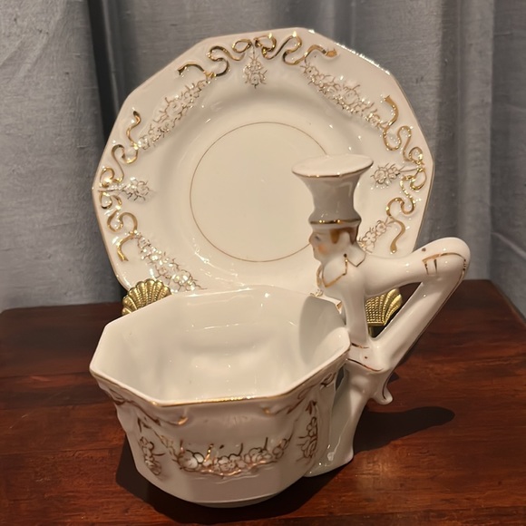 Unusual Mepoco vintage cup & saucer set - figural handle Victorian Lady & Butler - Picture 8 of 16